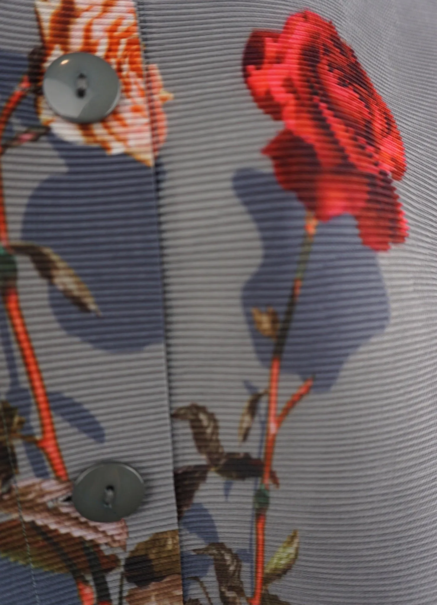 Elizabeth Rose Garden Crystal Pleats Shirt